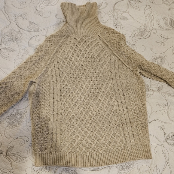 VINCE Vince Yak / Wool Turtleneck Fisherman Cable Knit Sweater- S - Picture 2 of 3